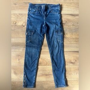 AE skinny cargo jeans with ankle zips, size 8